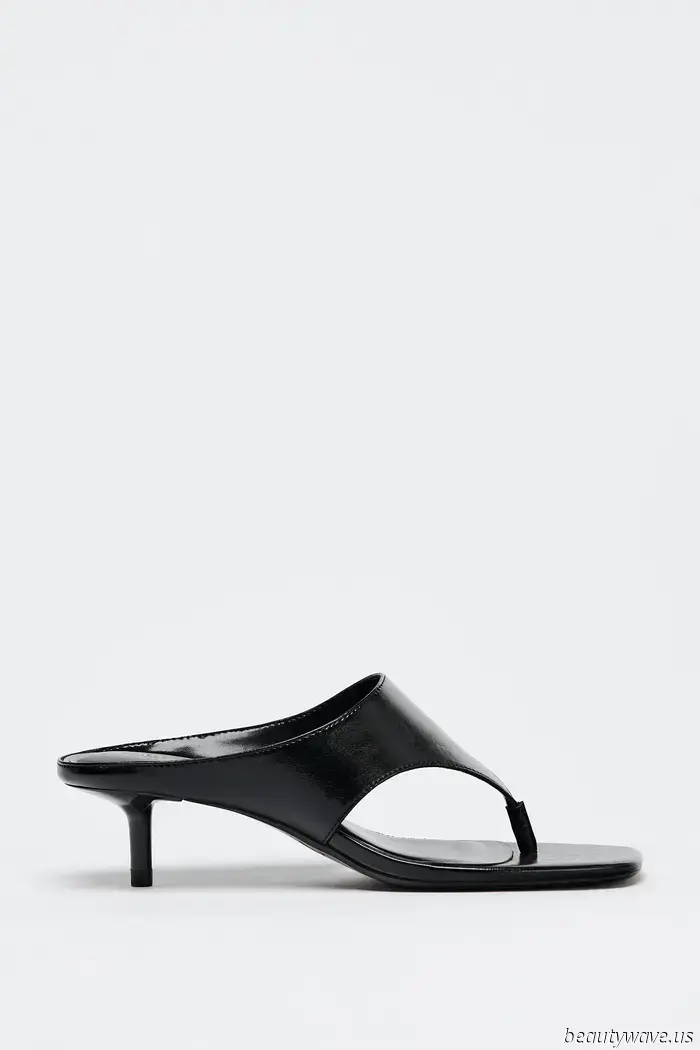 It Can't Be Only Me: Those with Refined Taste Are Choosing These Anti-Trend Sandals Over Flats