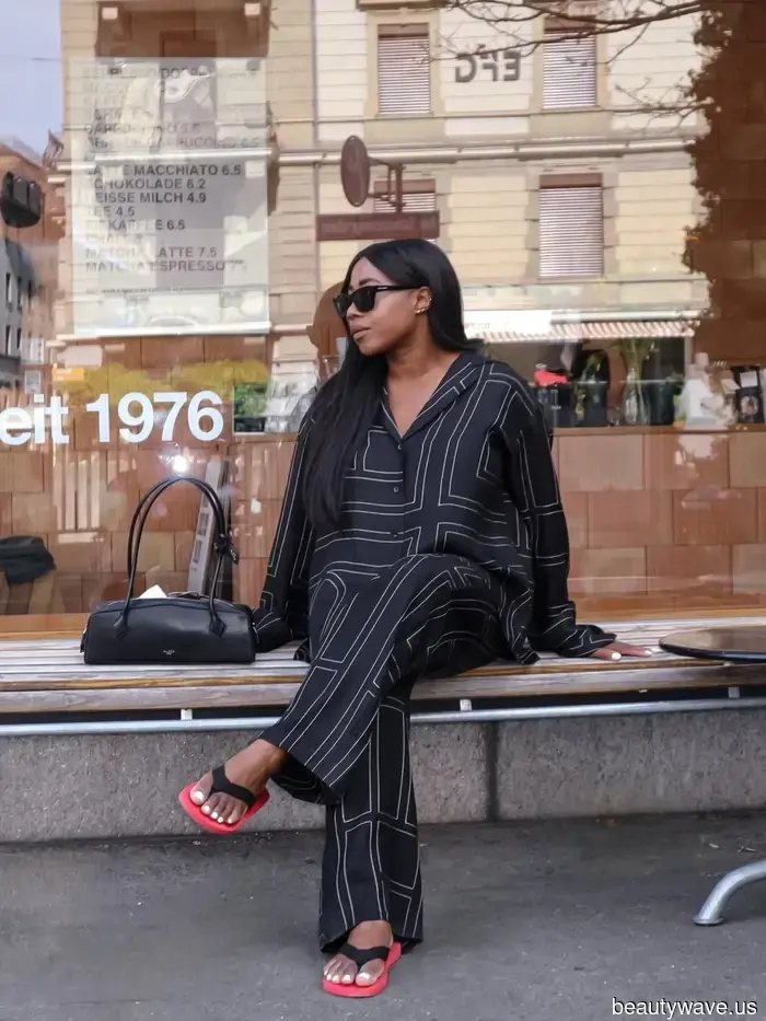 9 Sandalias de lujo que la gente de moda está usando para elevar sus atuendos de verano