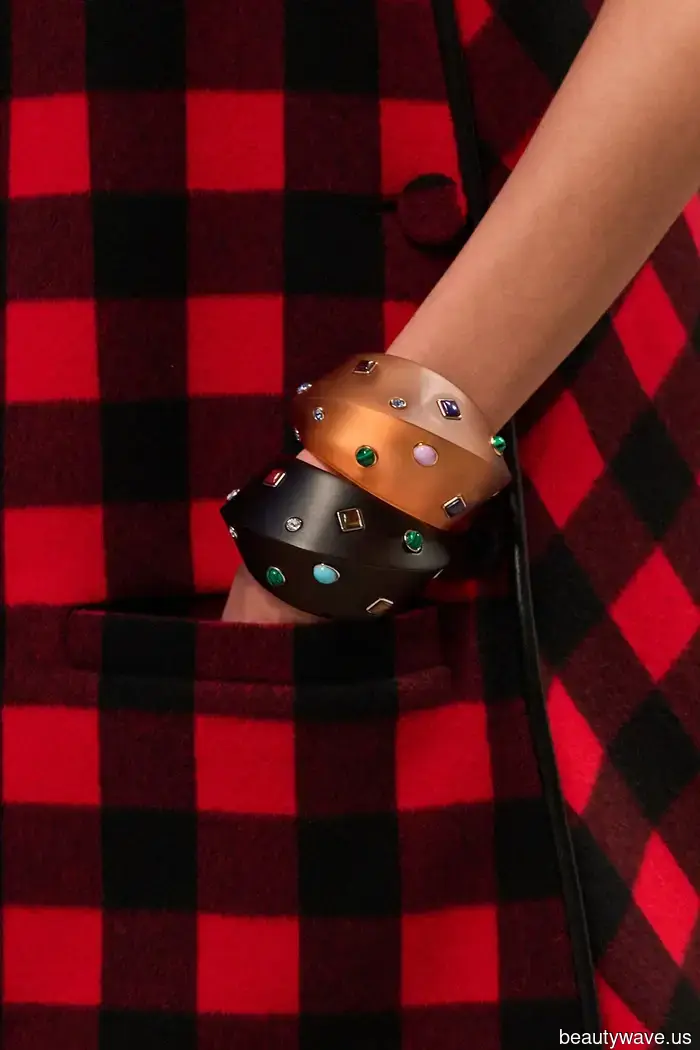 Das ist der unerwartete Schmucktrend, der diesen Herbst überall sein wird.