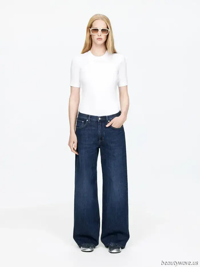 Certainly, the Cali Summer Uniform for 2025 features this classic denim trend.