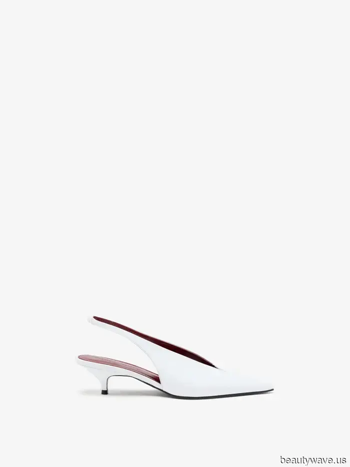 I Jeans a Sigaretta Sono Ufficialmente Tornati&mdash;Ecco Come le It Girl Li Stileranno nel 2026