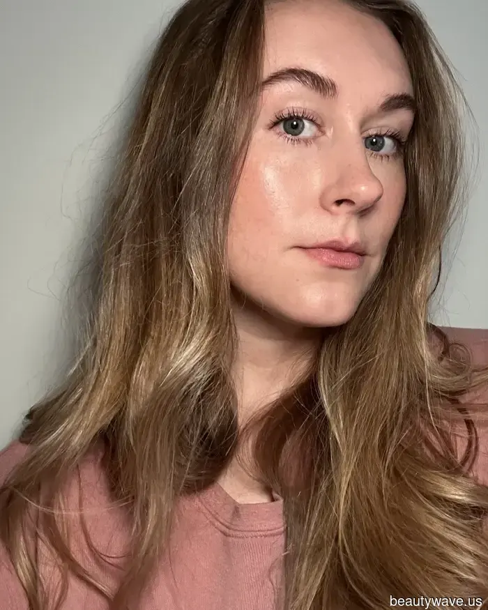 Я попробовала тушь для ресниц, любимую Кендалл Дженнер — она стоит 16 долларов, и она придала моим ресницам легкость и длину, как у наращенных.