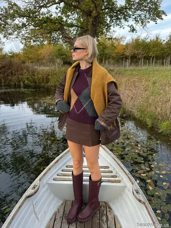 De repente, todos con buen gusto están combinando estas 7 tendencias de punto con jeans, faldas y leggings.