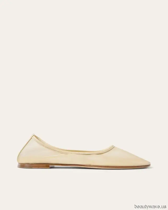 Not Leggings, Not Loafers—7 Outfits That Show Celebrities Excel at Airport Fashion