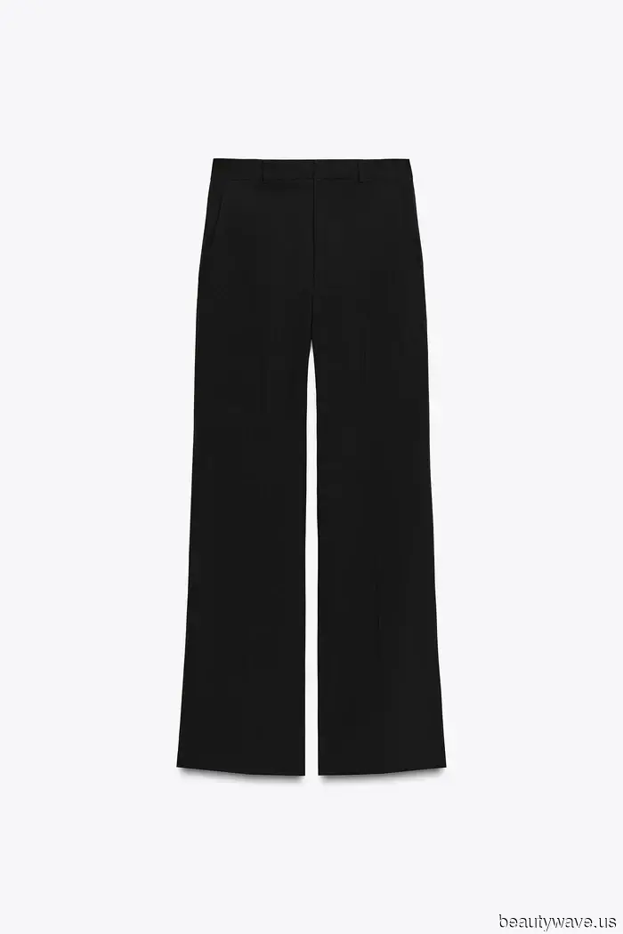 Emma Stone Discovered the Most Stylish Way to Sport a Brown Coat, Right down to Her Red Nails.