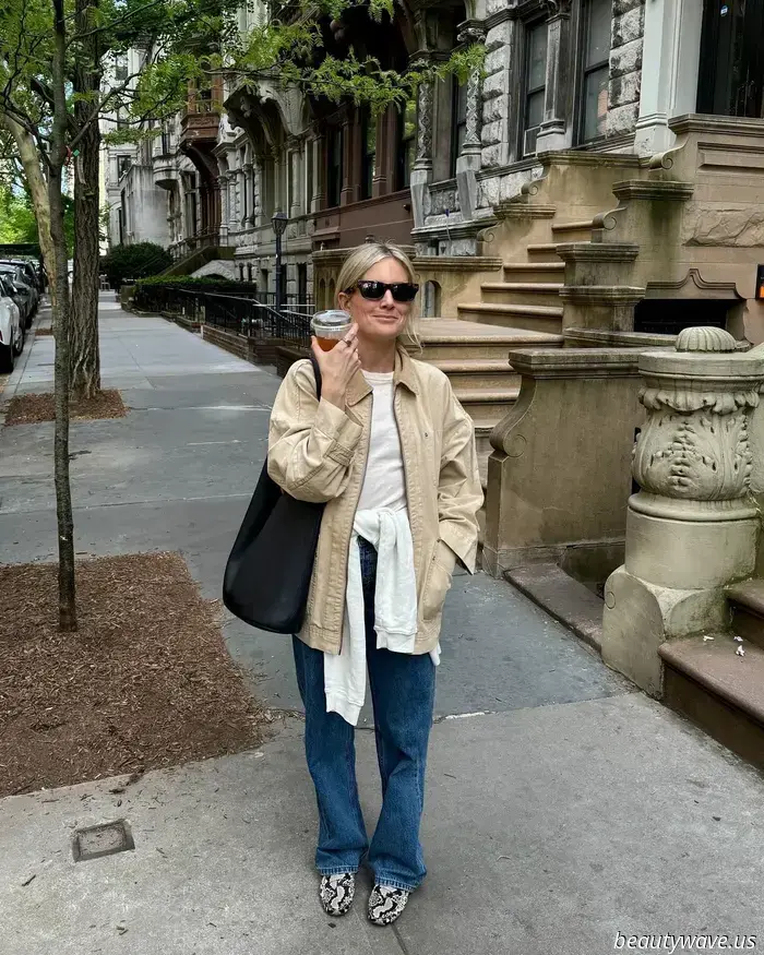 Non sono una donna da scommesse, ma sono sicura che tutti seguiranno questa tendenza di jeans con mocassini questa settimana