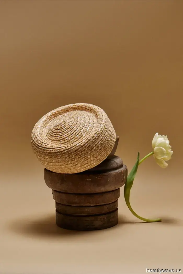 6 Personality-Driven Accessories That Are Influencing Trendy Summer Fashion