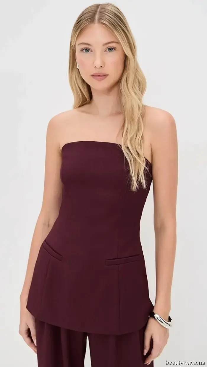 This stylish color combination is trendier than beige and black and is poised to take over fall wardrobes.