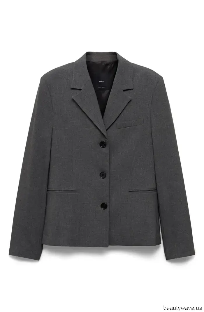 My little sisters believe I'm wealthy—here are the items under $150 that are giving them that impression.