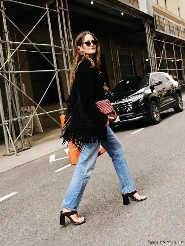 Out of nowhere, individuals with a keen sense of style are incorporating this jacket trend into their fall outfits in 2025.