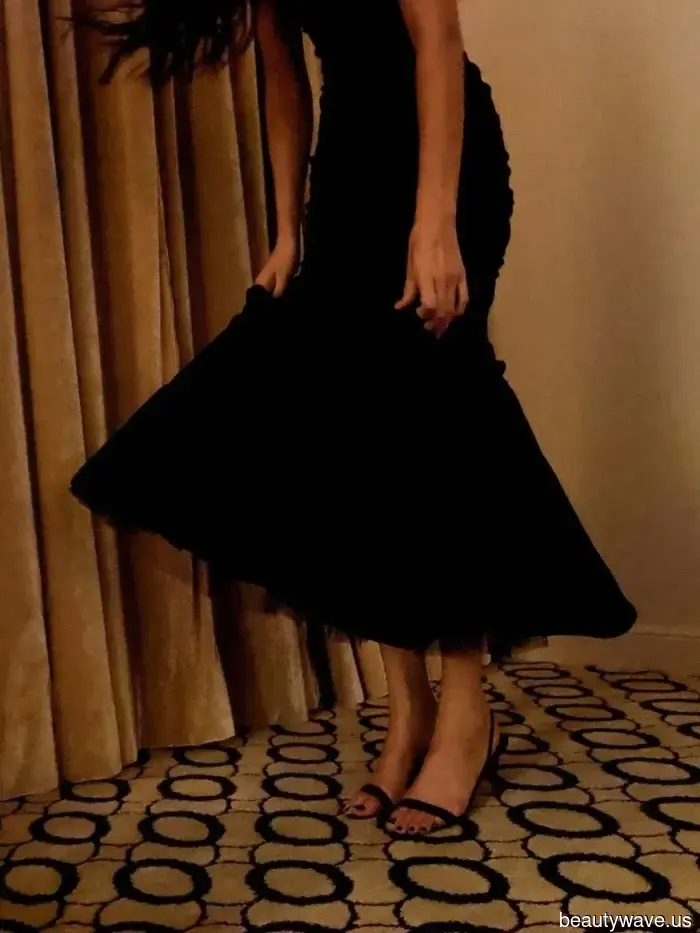 Heels Prepared—Here Are the 6 Pedicure Shades We're Choosing for Our Toes This December