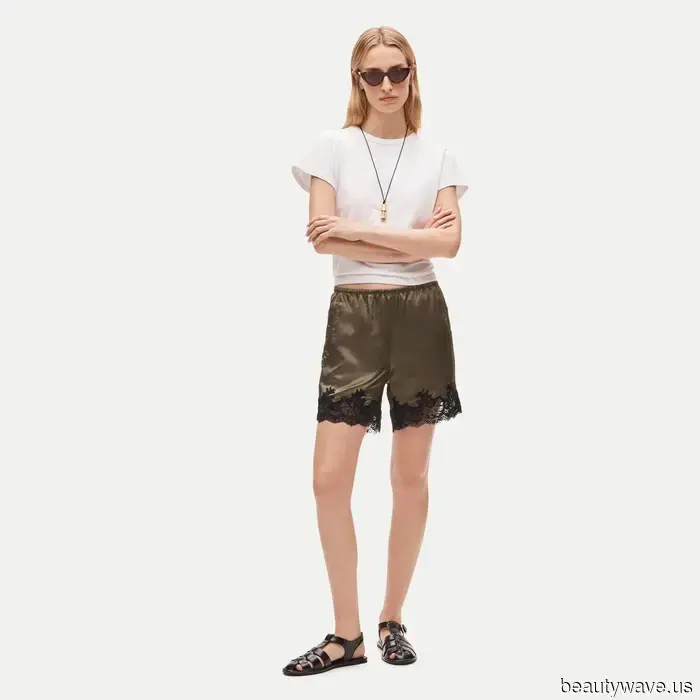Está bien, Chic y Cool&mdash;Estos nuevos básicos de J.Crew están dando "Soy elegante"