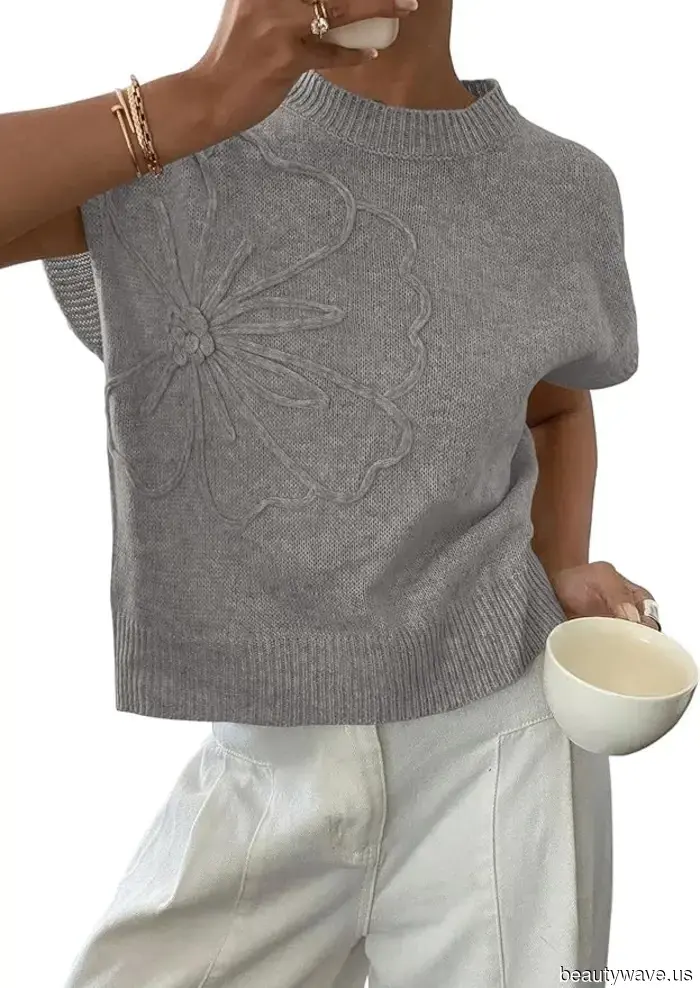 My fashionable mom is shopping on Amazon more frequently and asked for a list of trendy items—I enjoy these stylish discoveries.