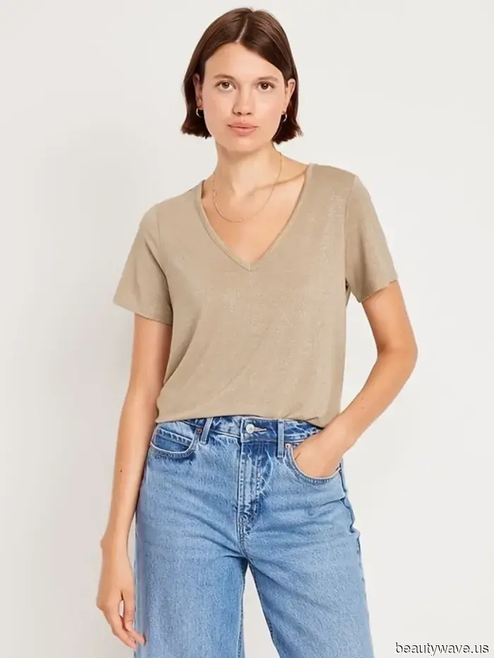 23 Gap and Old Navy Items That Would Fit Perfectly in a Nancy Meyers Christmas Film