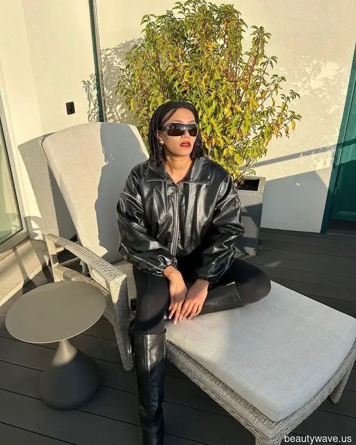 Französische Frauen tragen selten Leggings, es sei denn, sie werden mit diesem speziellen Stiefelstil kombiniert.