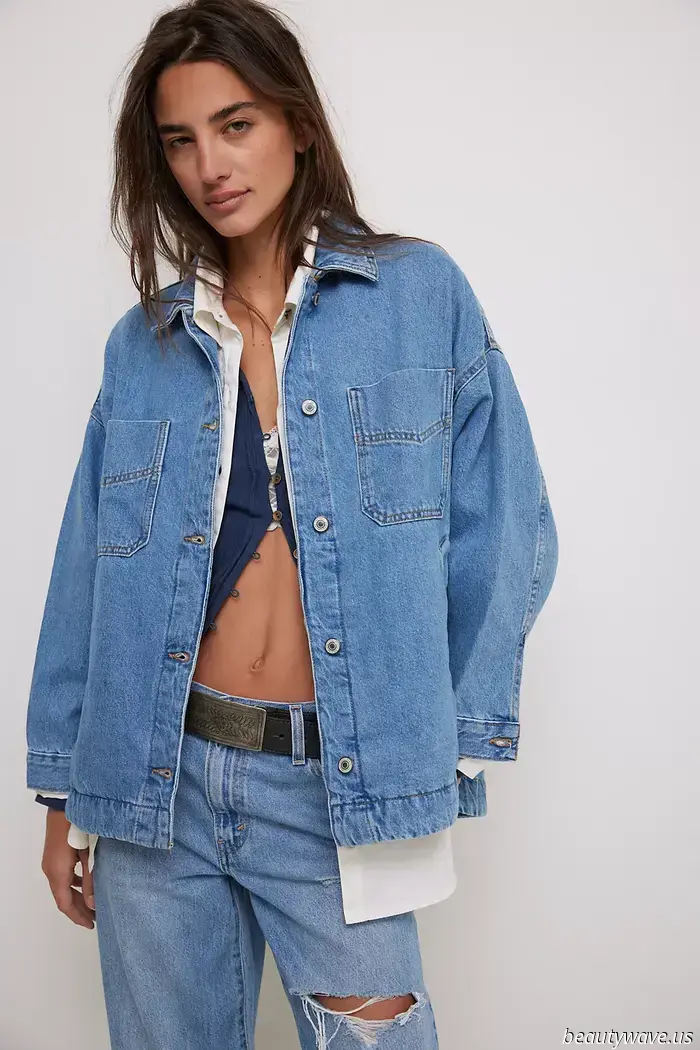 This Is the Sole Denim Jacket Trend That Fashion Experts Are Investing in for 2025.