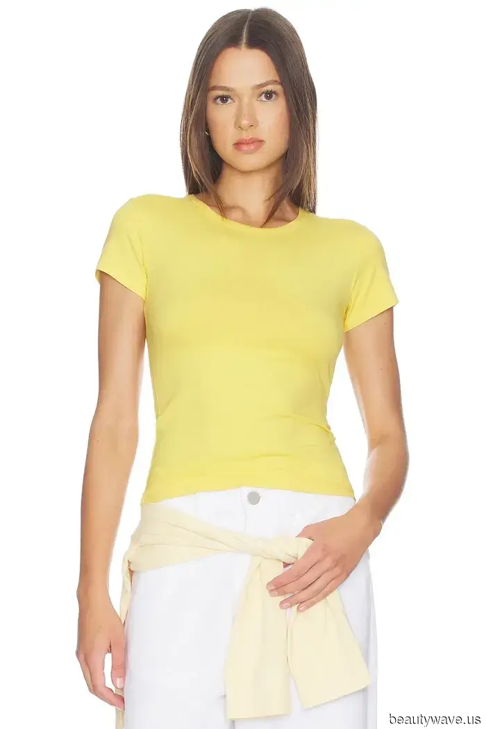 Everyone in NYC is currently sporting this once-outdated skirt trend paired with simple summer outfits.