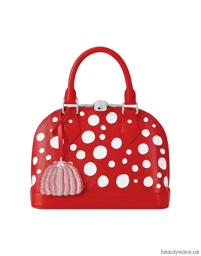 I've spent 15 years in the fashion industry—here's what I really wear on a daily basis.