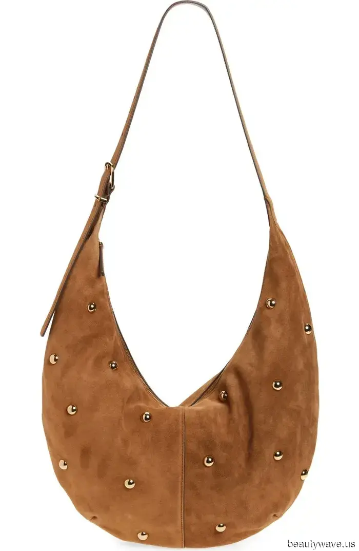 I just returned from Barcelona and Amsterdam—every girl had this non-minimalist bag with her.