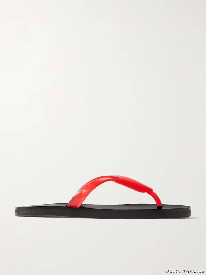 As a discerning fashion editor, I’m willing to purchase anything that these six trendsetters recommend.