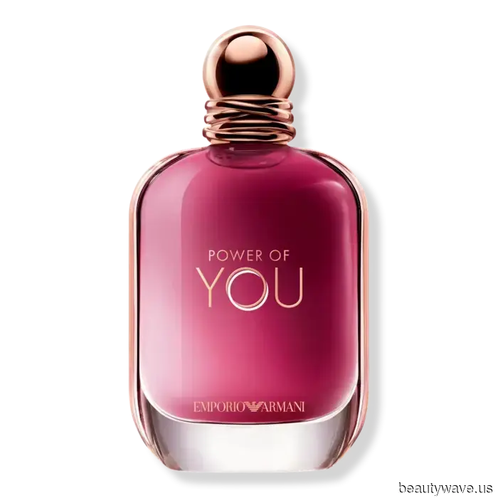Los individuos más elegantes que conozco están haciendo espacio en sus tocadores para este perfume ácido.