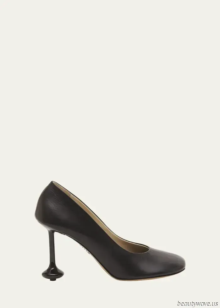 Dimentica le sandali—questo è lo stile di tacco che rende eleganti i vestiti con scollo a halter