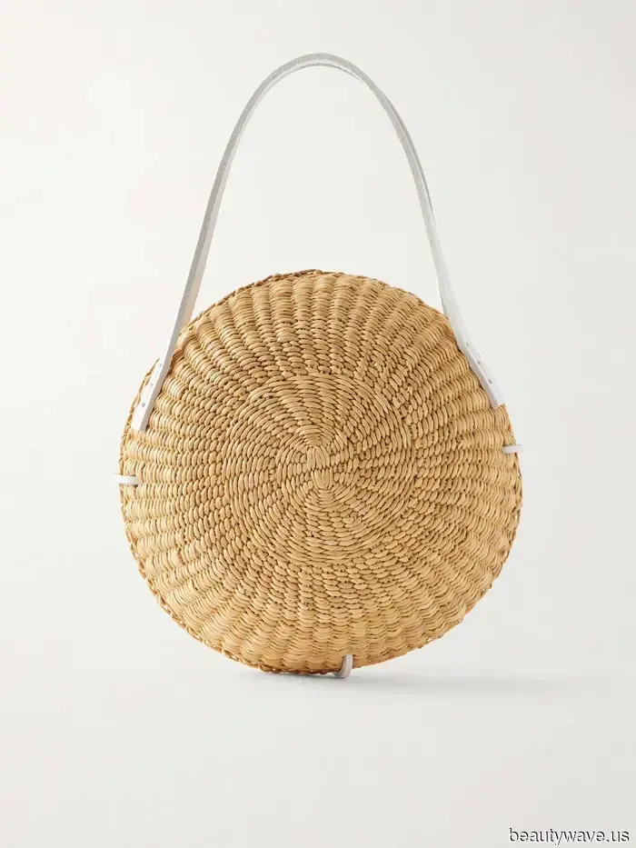 Every summer collection requires a basket bag—this 'IYKYK' brand is offering the most stylish options available.