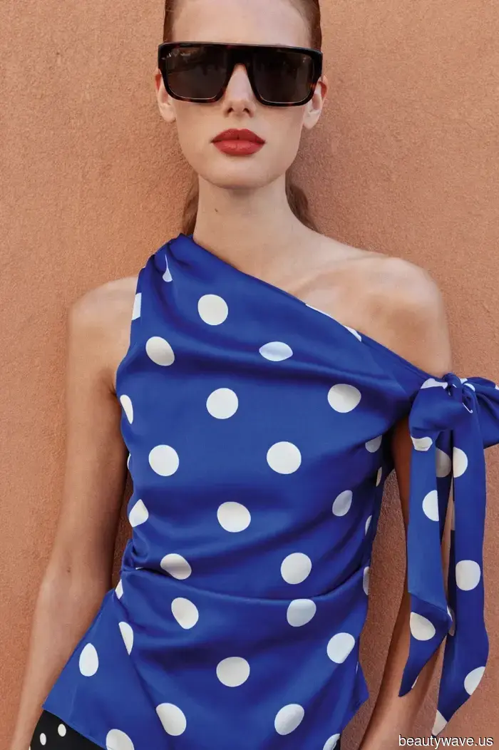 Zara has perfectly captured all the major summer trends in a single stylish collection—these items are sure to sell out quickly.