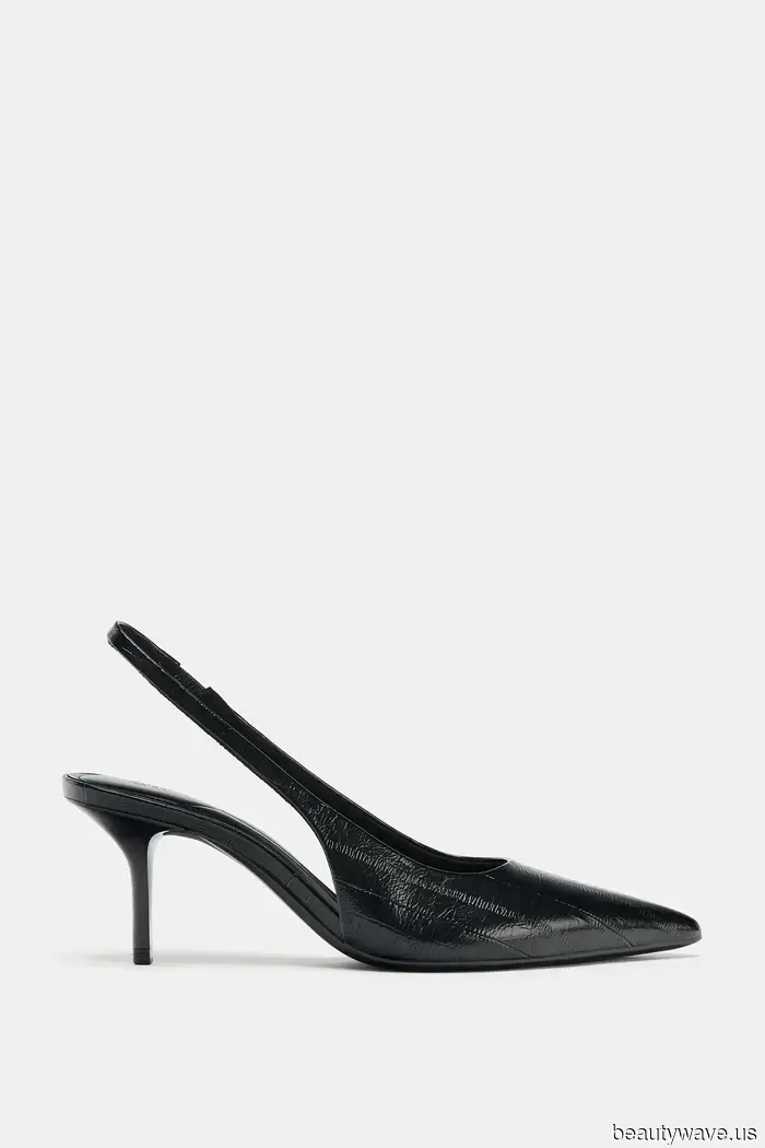 Achieving a Parisian look in Paris is only possible if you have these 12 essential fall wardrobe items.