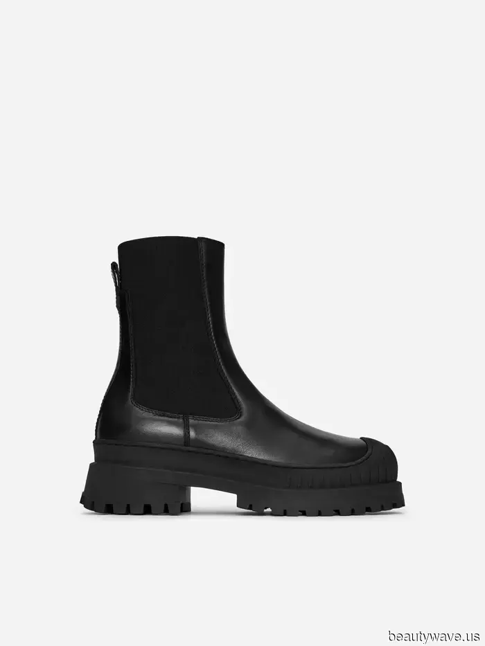 I'm Firmly Convicted That Summer Attire Pairs Best With Boots: Here Are 6 Stylish Outfits That Support My Claim.