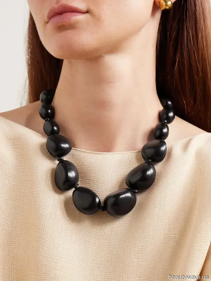 Chic women in Paris, New York, and London will don these luxury pieces throughout the winter.