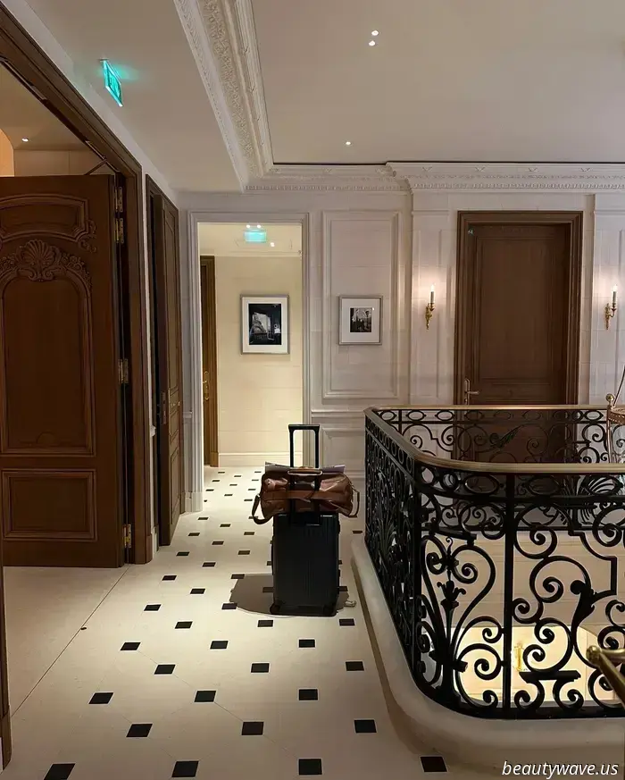 La guida Fashion-Editor per l'estate a Parigi: i luoghi più vivaci e cosa indossare per loro