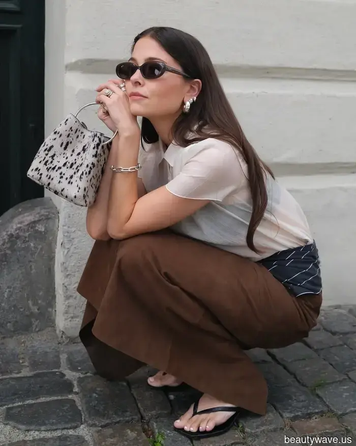 I never believed that animal print could appear classy and sophisticated, but these 7 outfits have completely changed my mind.