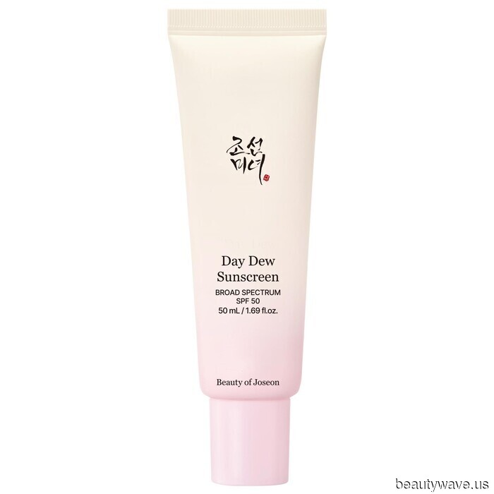 Isabella Briggs wore this French fragrance during the filming of The Summer I Turned Pretty (Denise would definitely approve).