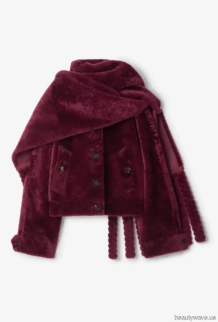 The Wealth-Whispering Jacket Trend That Fashionable Dressers Are Embracing This Fall