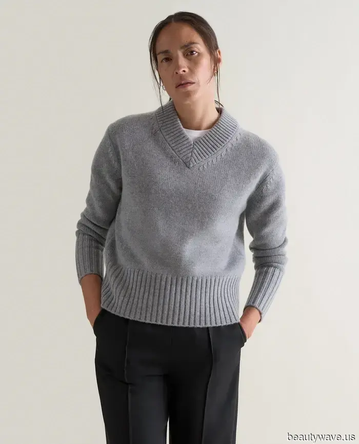 5 Chic, Effortless Items to Discover in a French Woman's Autumn Capsule Wardrobe