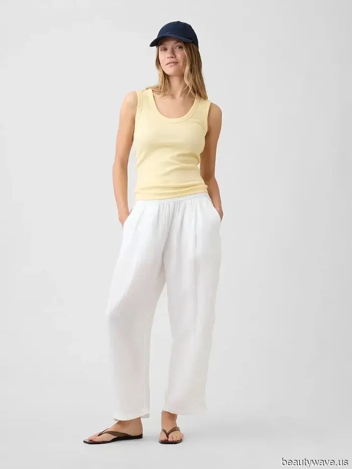 My fashionable mom is shopping on Amazon more frequently and asked for a list of trendy items—I enjoy these stylish discoveries.