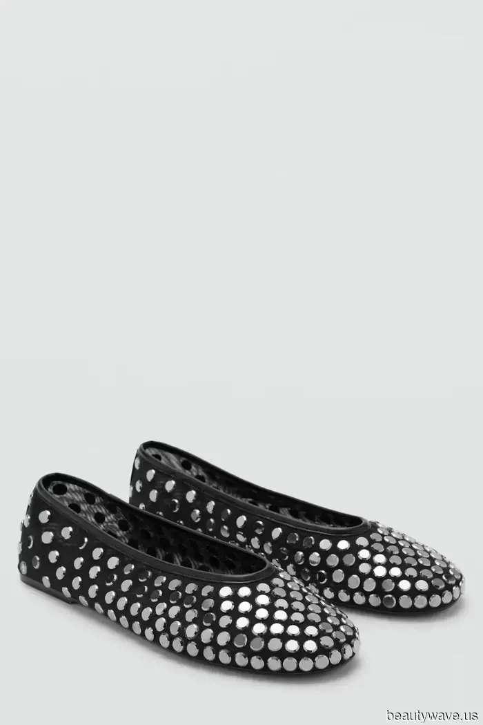 Las personas de moda en toda Europa saben que estos son los mejores zapatos para llevar con vestidos negros.