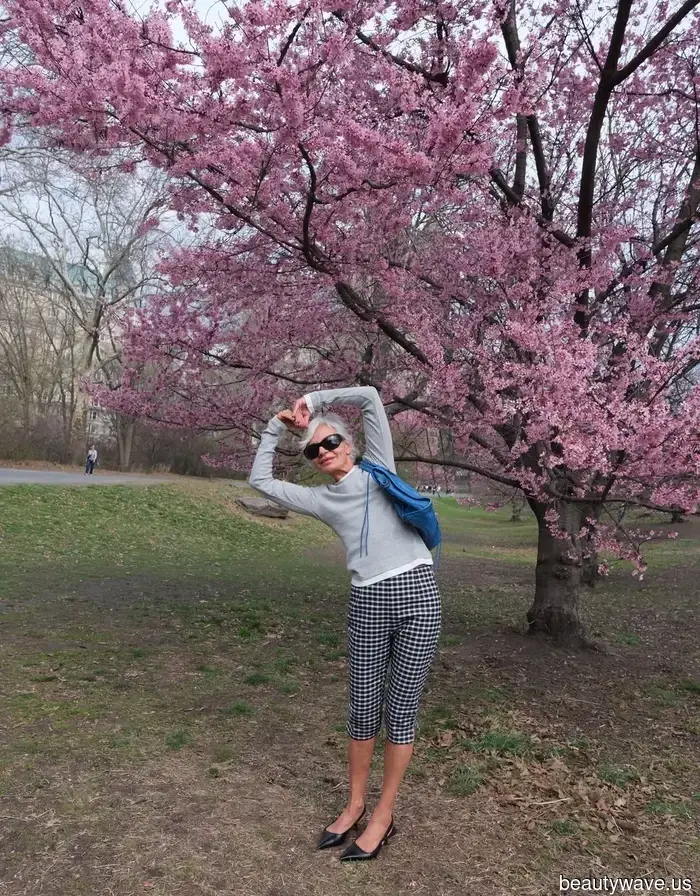 Not Linen Trousers, Not Denim: The Stylish Pant Trend That Fashion Enthusiasts Revert to Each Spring