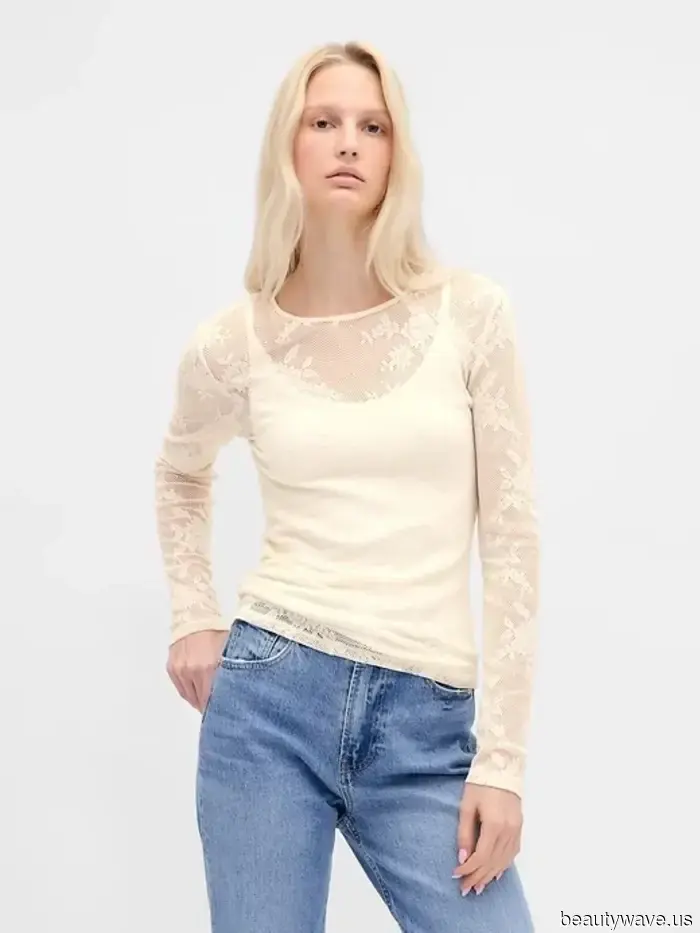 23 Gap and Old Navy Items That Would Fit Perfectly in a Nancy Meyers Christmas Film