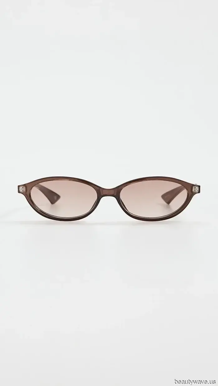 Soy un editor de compras de la Generación Z&mdash;Estas son las piezas más geniales en Reformation, Revolve y Shopbop ahora mismo.