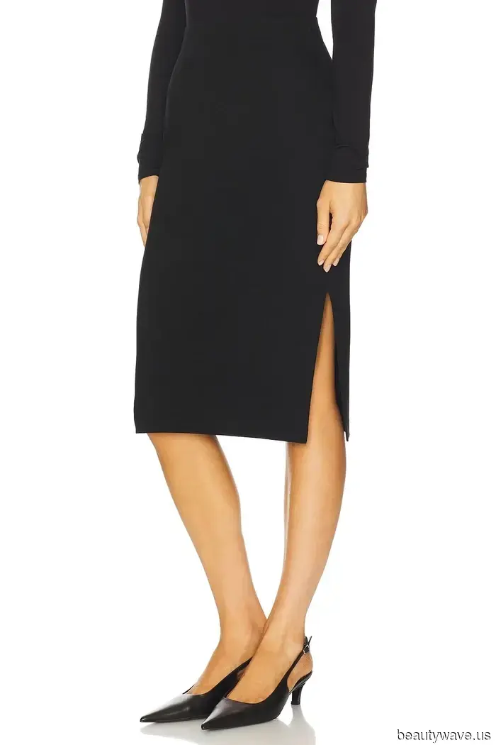 Among all her outfits, *this* Hailey Bieber look is etched in my memory.