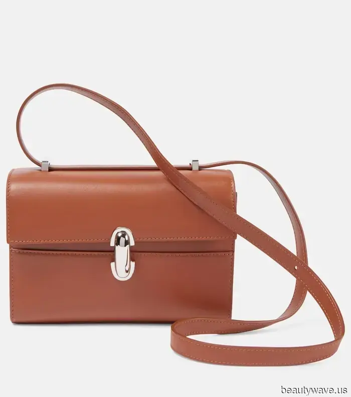 I Can Instantly Recognize a Fashionable Individual by This Elegant, Timeless Bag—And It's Currently Discounted.