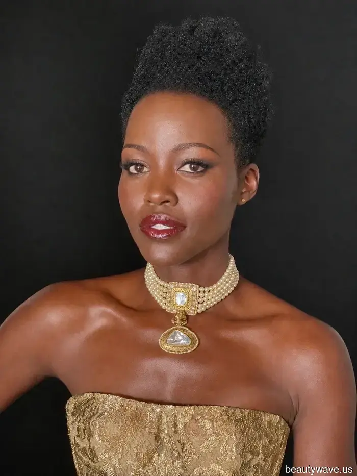 Il truccatore di Lupita Nyong'o ci porta dietro le quinte de L'Odissea a Londra, Parigi e NYC…