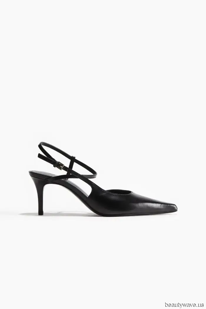 I Named the Cuffed-Jeans Trend—7 Shoes That Fashion Enthusiasts Are Pairing with the Stylish Denim Look