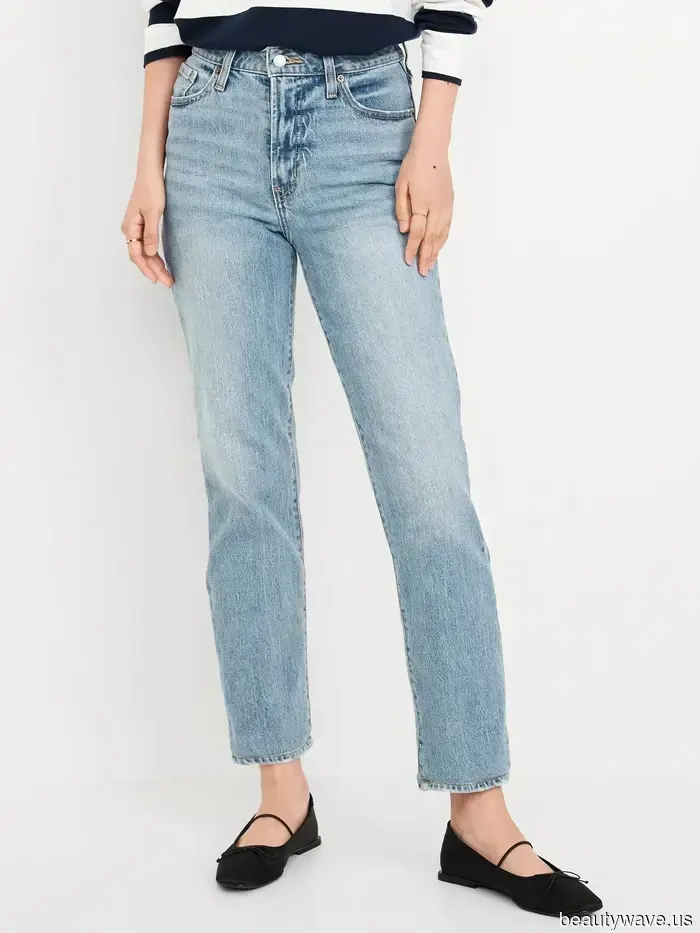 I create jeans professionally—here are the three denim trends to be aware of for Fall 2026.