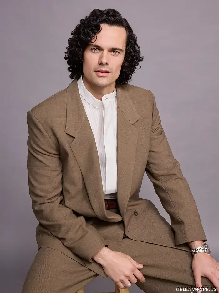 A New Leading Man Has Joined the Conversation