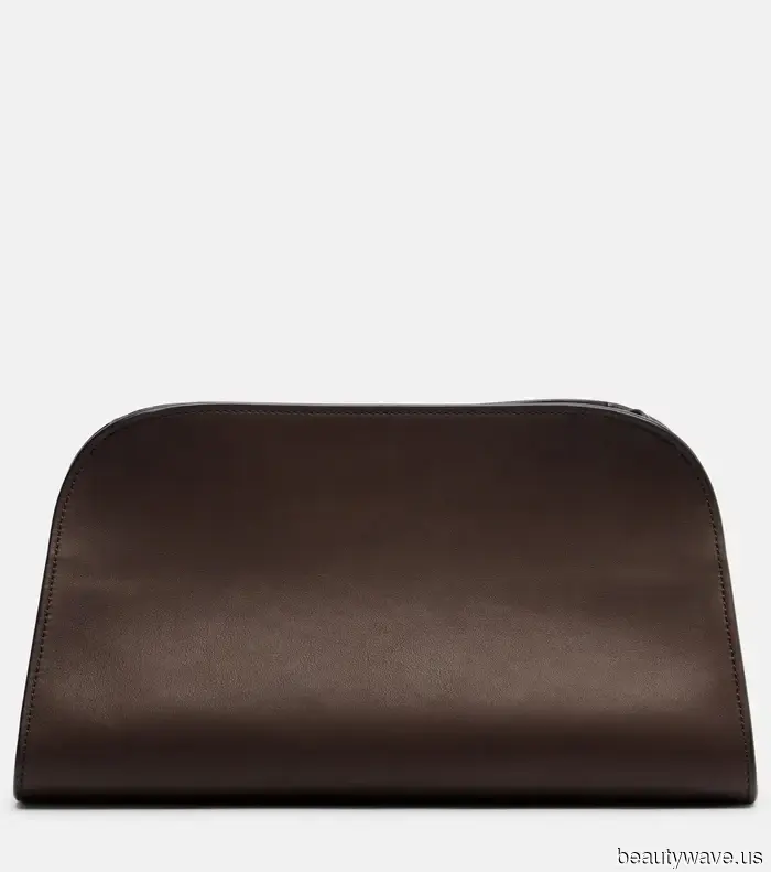 The Key Handbag Trends for Fall 2026 Are Here: 7 Must-Know Styles