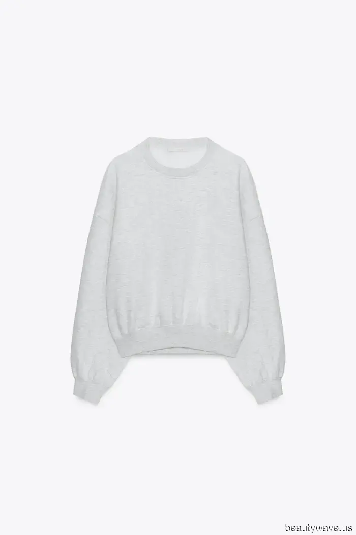 Neither Black nor Brown: This Is the Pant Shade I Noticed Fashion Enthusiasts Sporting from Paris to London.