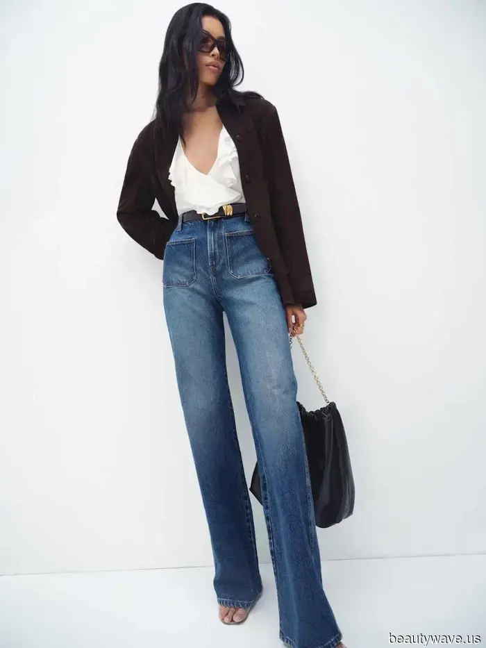 Not Skinny Jeans—Fashion Enthusiasts in Their 40s Are Embracing This Retro Denim Style Paired with Ballet Flats.